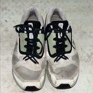 ON Men's Cloudstratus Synthetic Textile Trainers | size 12.5